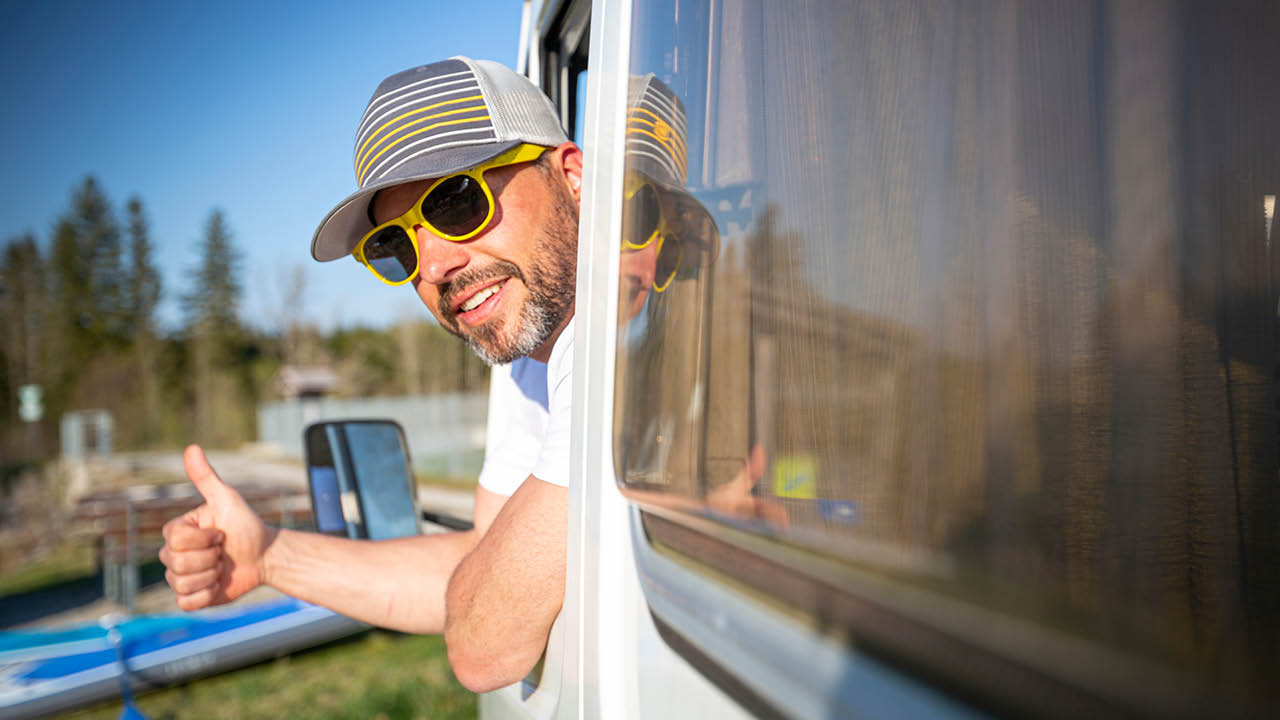 De senaste åren har förändringar i hur fordons koldioxidutsläpp mäts lett till högre fordonsskatt för husbilar. Samtidigt är utbudet av husbilar med låg och nollutsläppsalternativ ännu inte lika stort som...